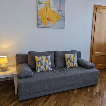 3-Bedroom Apt In Town Square Wroclaw Luaran gambar
