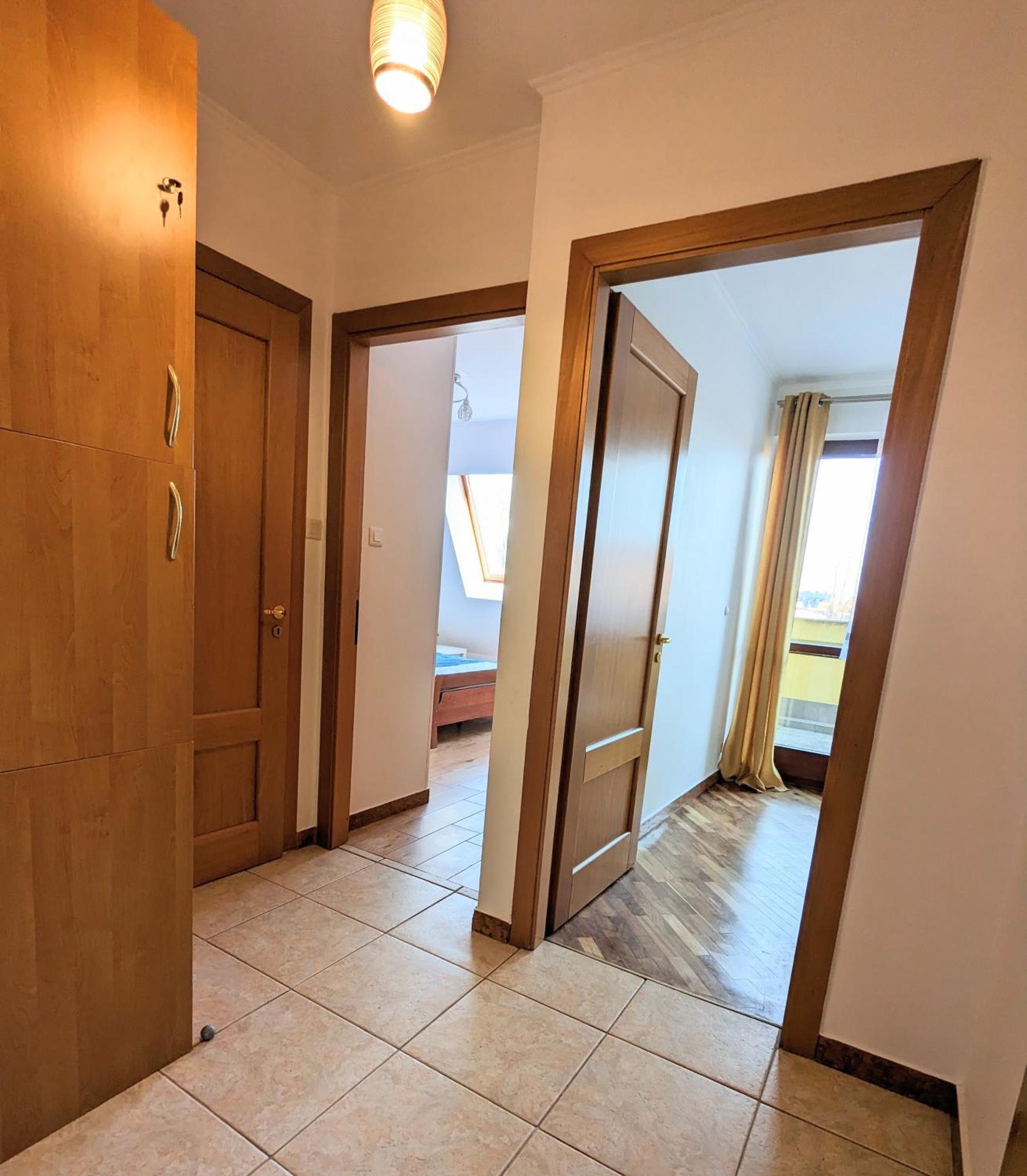 3-Bedroom Apt In Town Square Wroclaw Luaran gambar