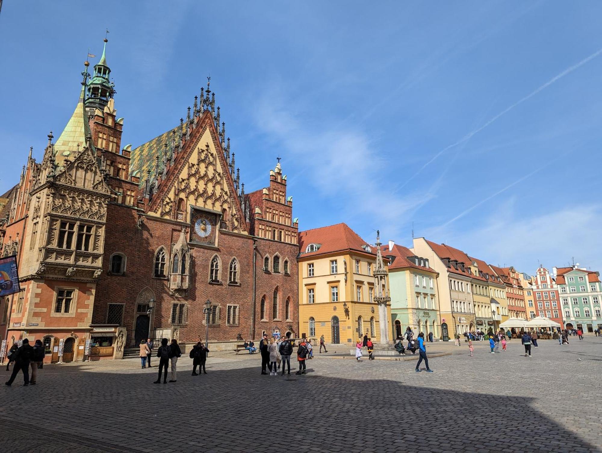 3-Bedroom Apt In Town Square Wroclaw Luaran gambar